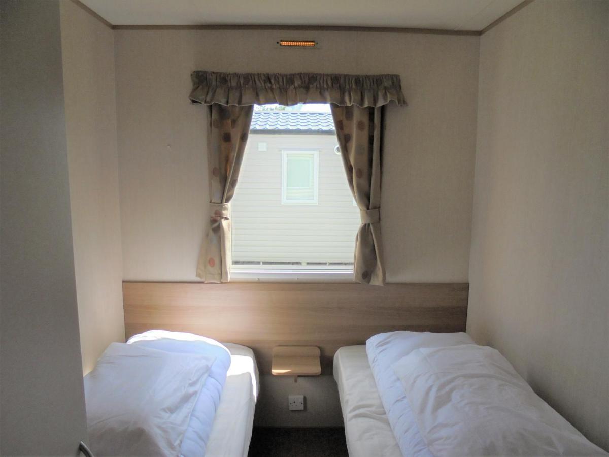 Kingfisher : Horizon Ii:- 8 Berth, Close To Site Entrance Ingoldmells Exterior photo